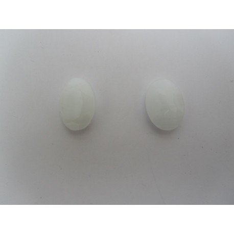 Cabochon Ovale Sfaccettato 18x13 mm Moonshine White - 1 pz