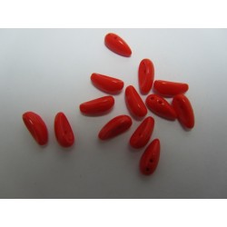 Chilli Beads 4x11 mm Opaque Red - 40 pcs