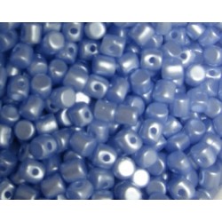 Minos® par Puca® 2,5x3 mm Pastel Light Sapphire - 5 g