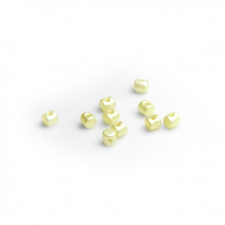 Minos® par Puca® 2,5x3 mm Pastel Cream - 5 g