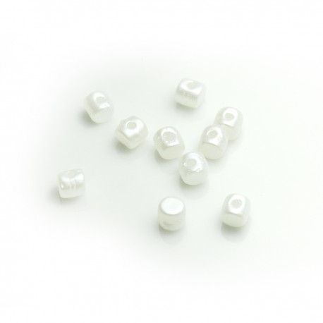 Minos® par Puca® 2,5x3 mm Pastel White - 5 g