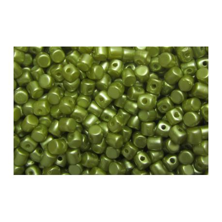 Minos® par Puca® 2,5x3 mm Pastel Lime - 5 g